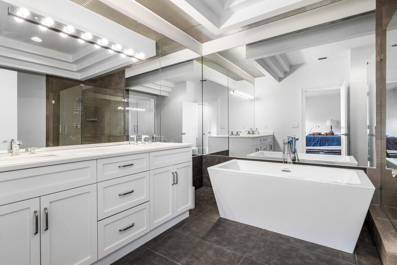 4837 Tallowwood Lane