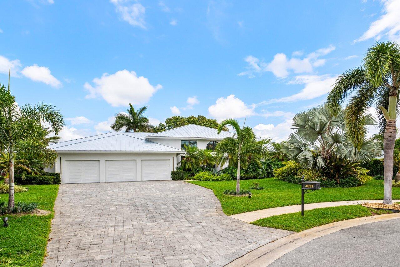 4837 Tallowwood Lane