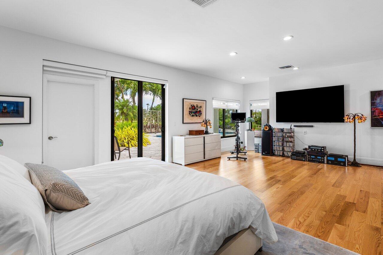 4837 Tallowwood Lane