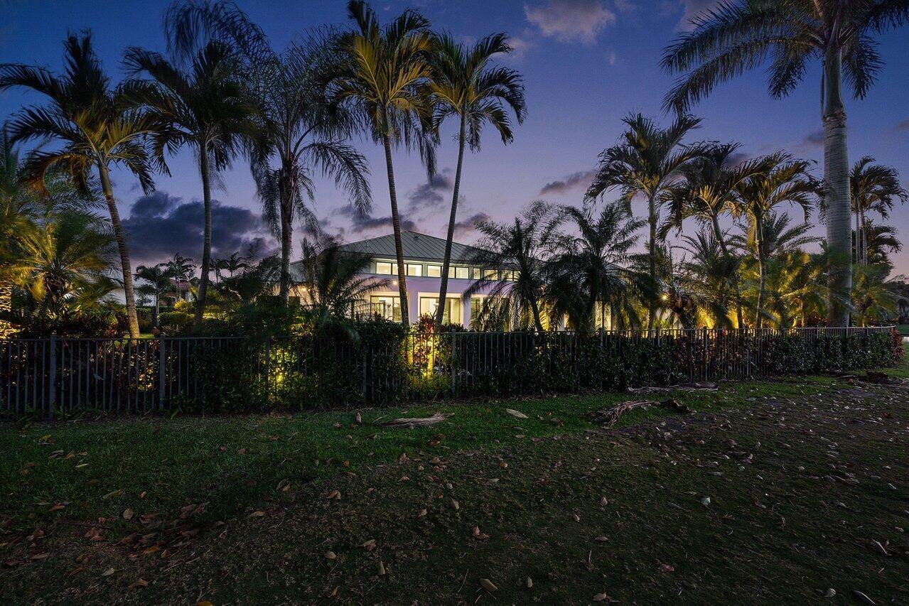 4837 Tallowwood Lane