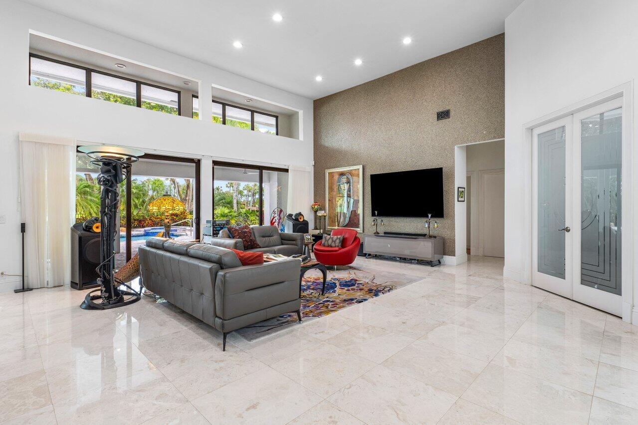 4837 Tallowwood Lane