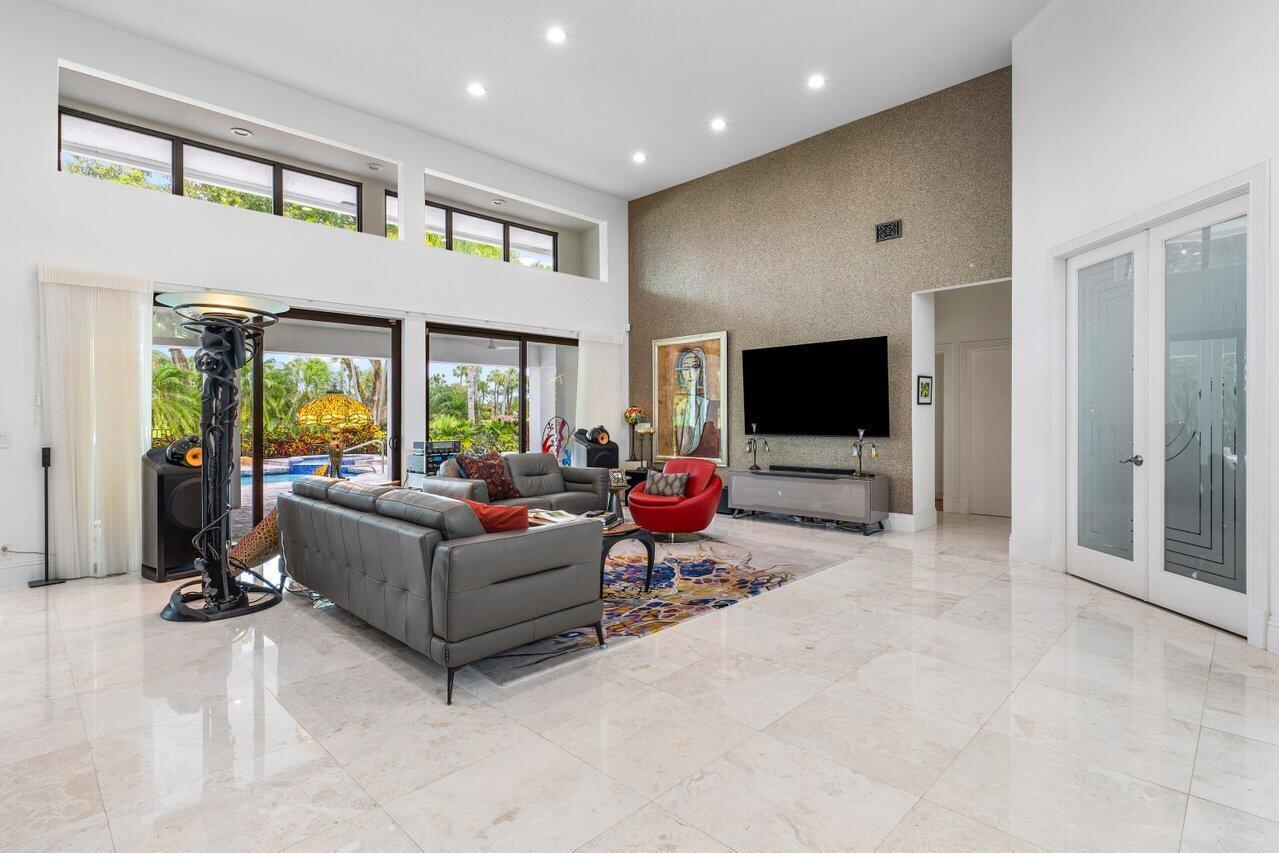 4837 Tallowwood Lane