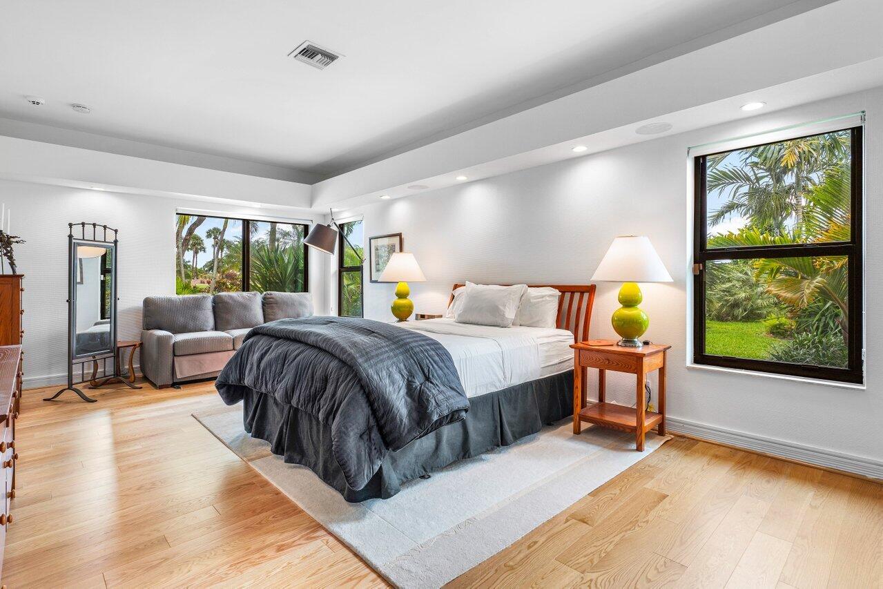 4837 Tallowwood Lane