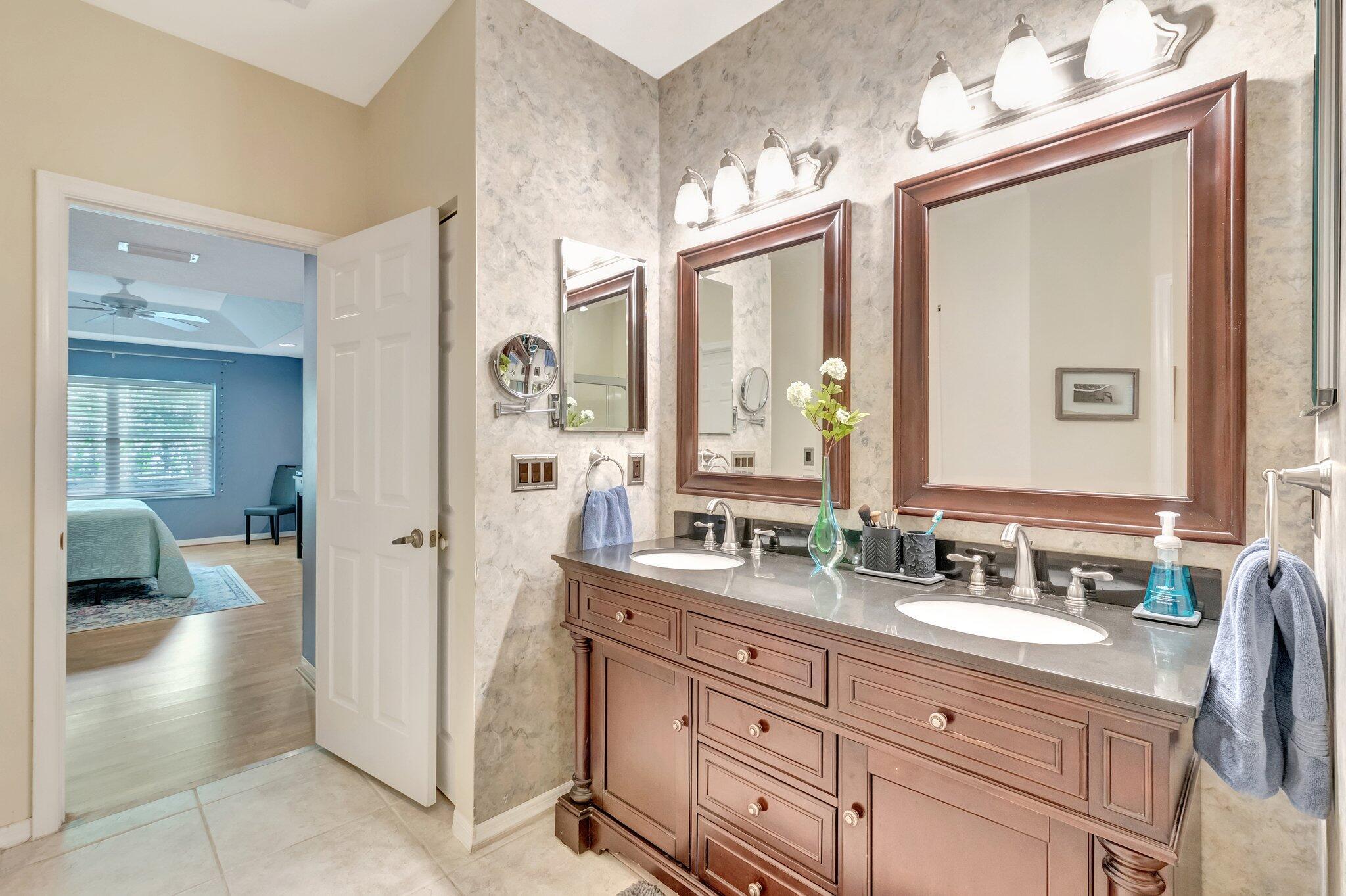 14211 W La Sedona Circle