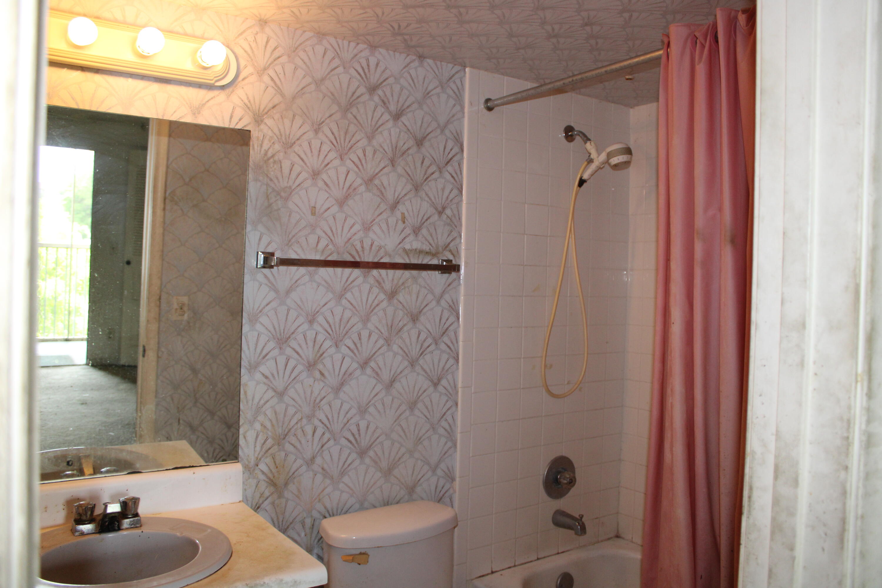 850 SW 133rd Terrace 404b