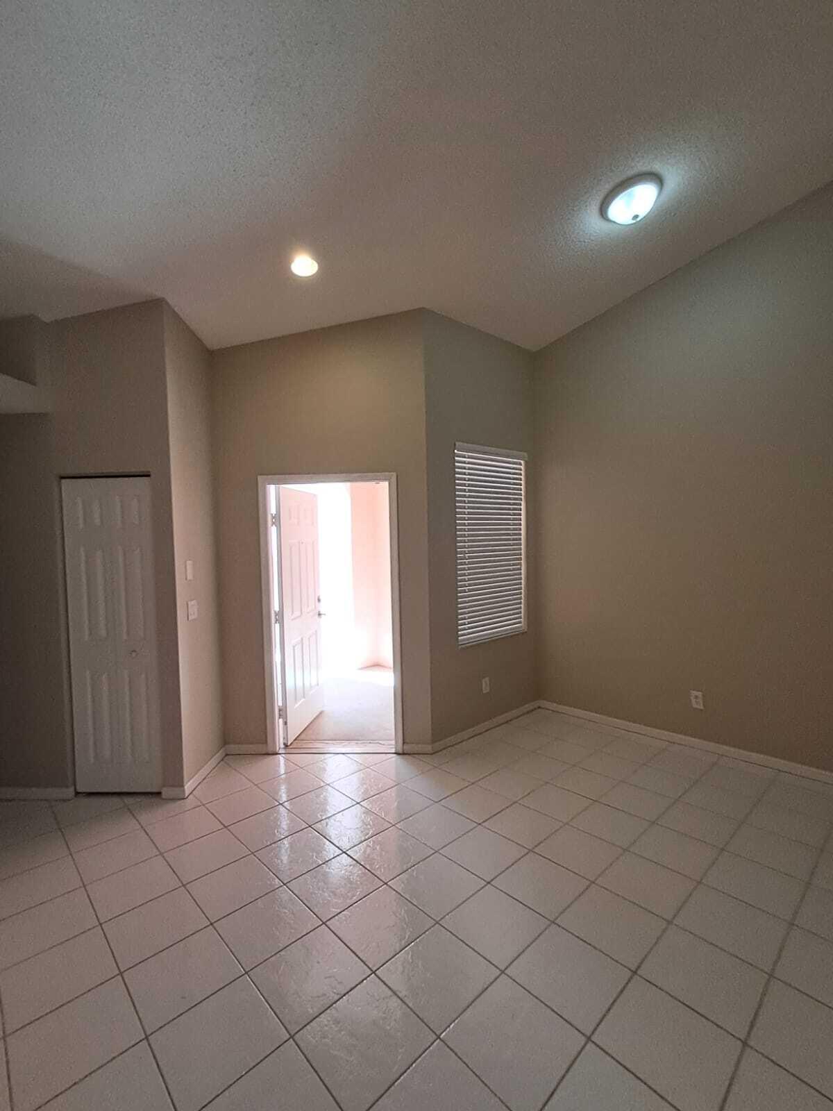 223 E Coral Trace Circle