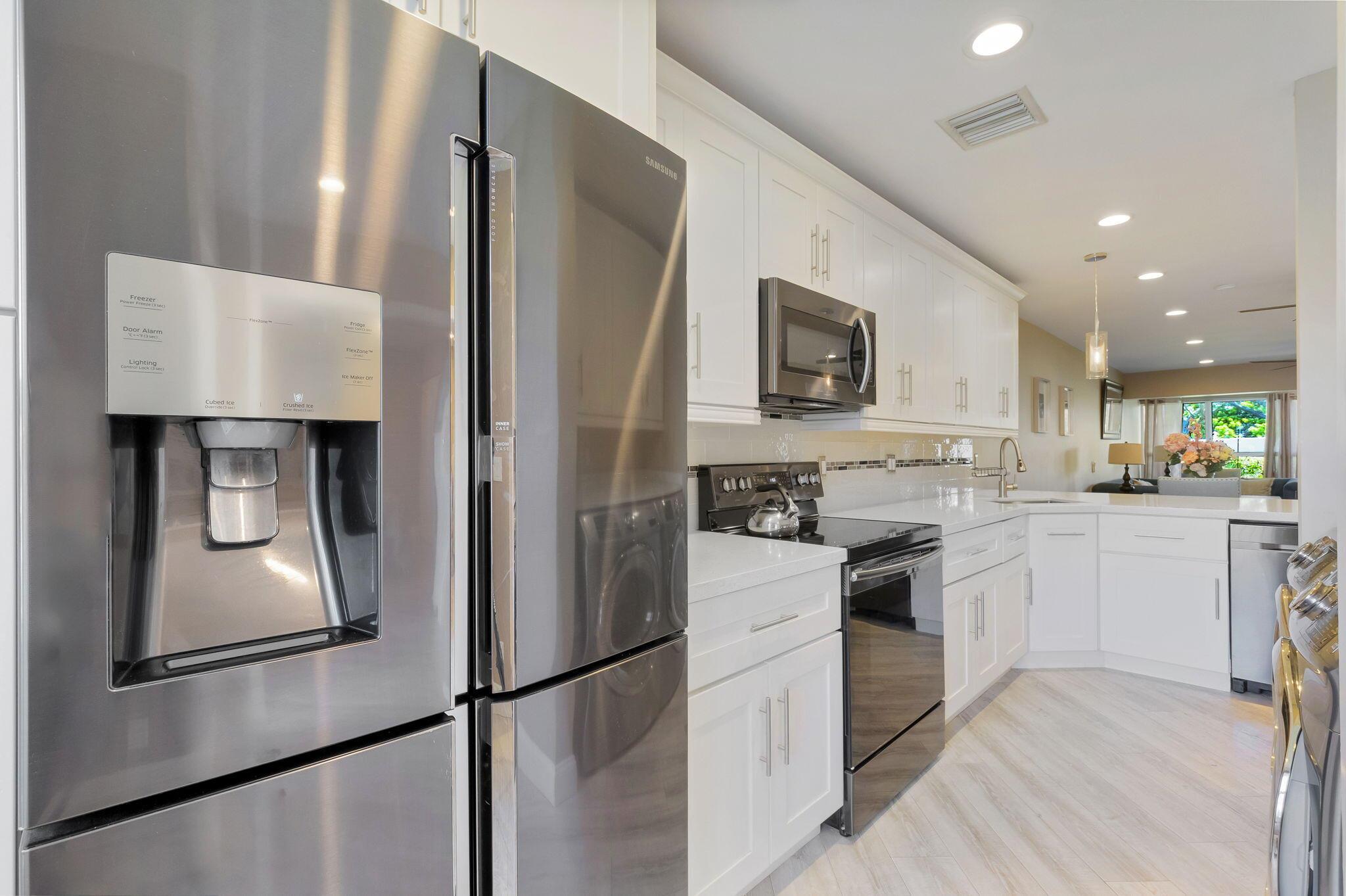 1631 NW 18th Avenue 102