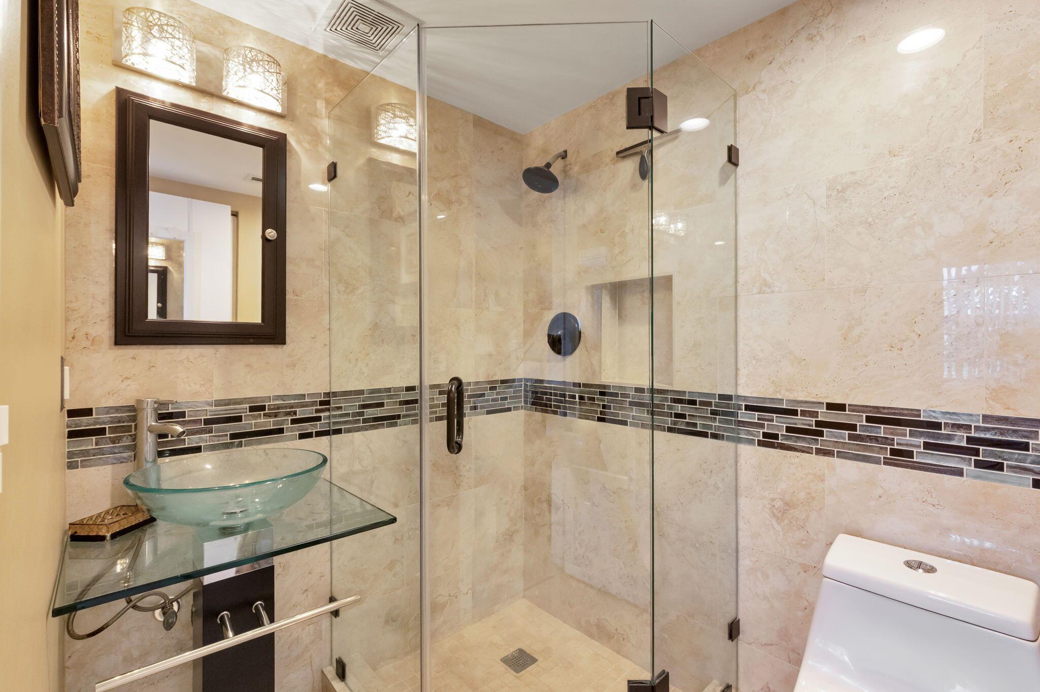 1631 NW 18th Avenue 102