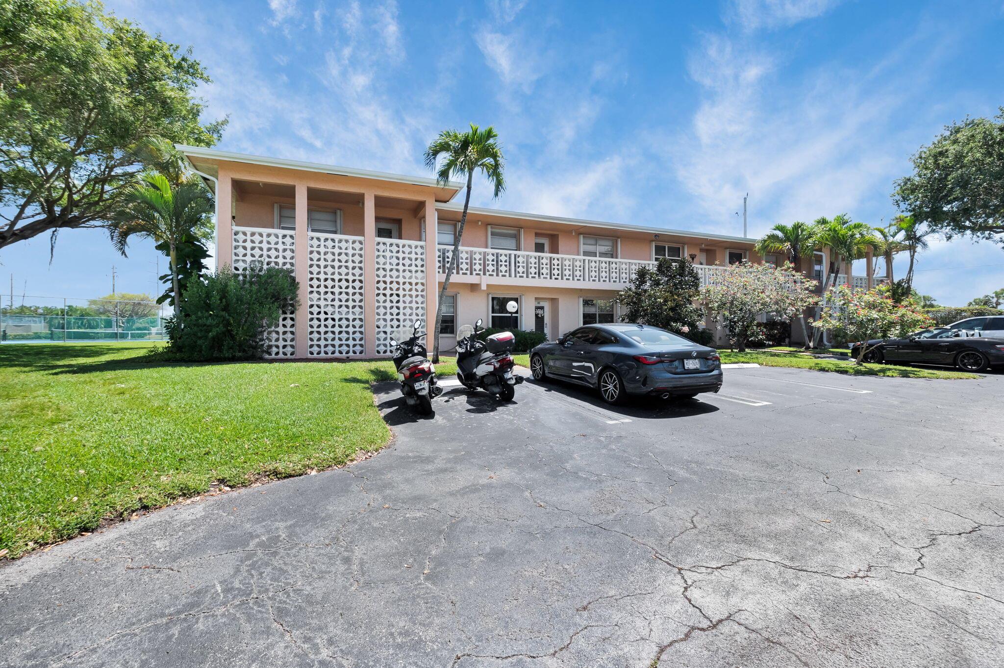 1631 NW 18th Avenue 102