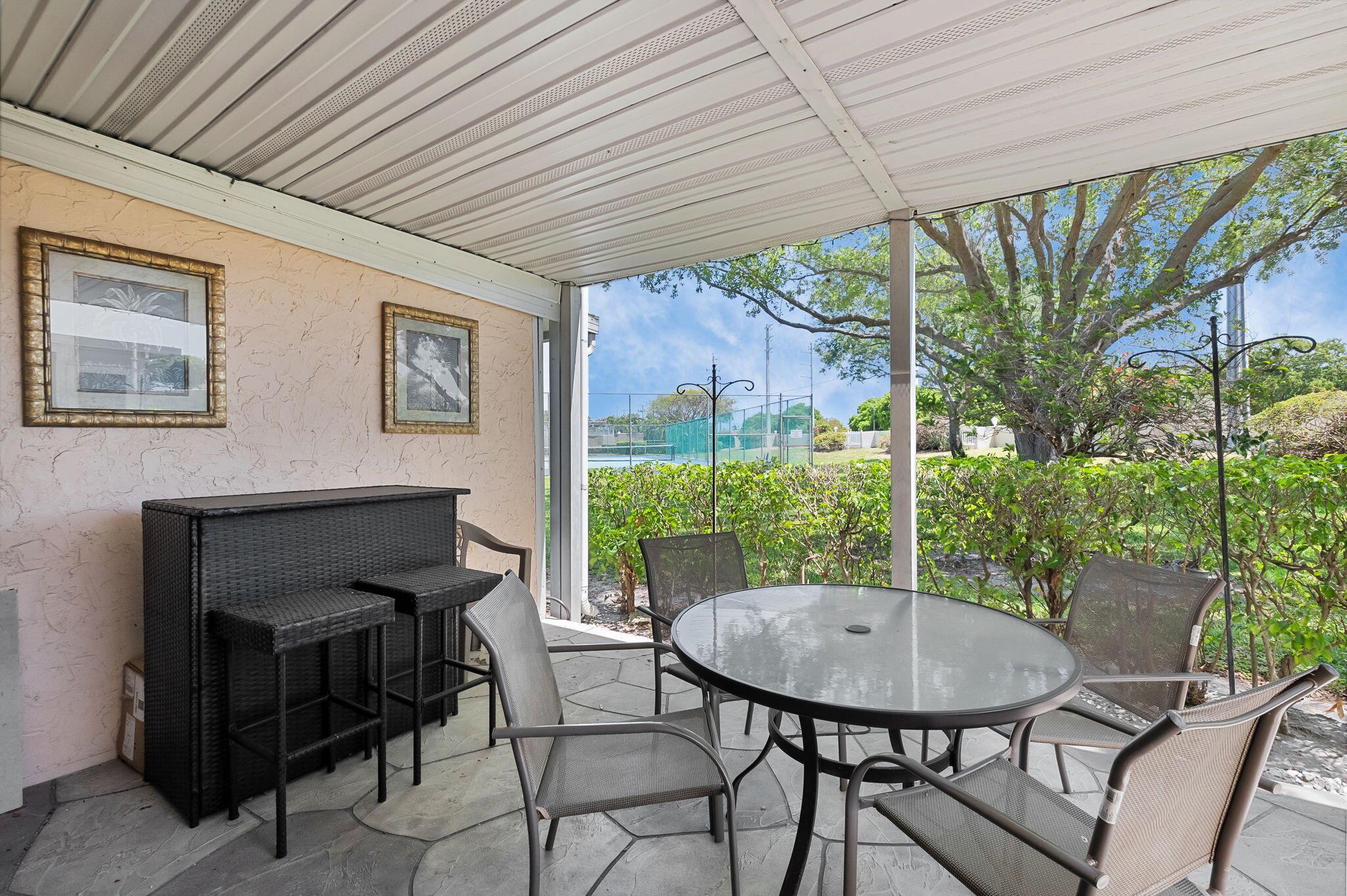 1631 NW 18th Avenue 102