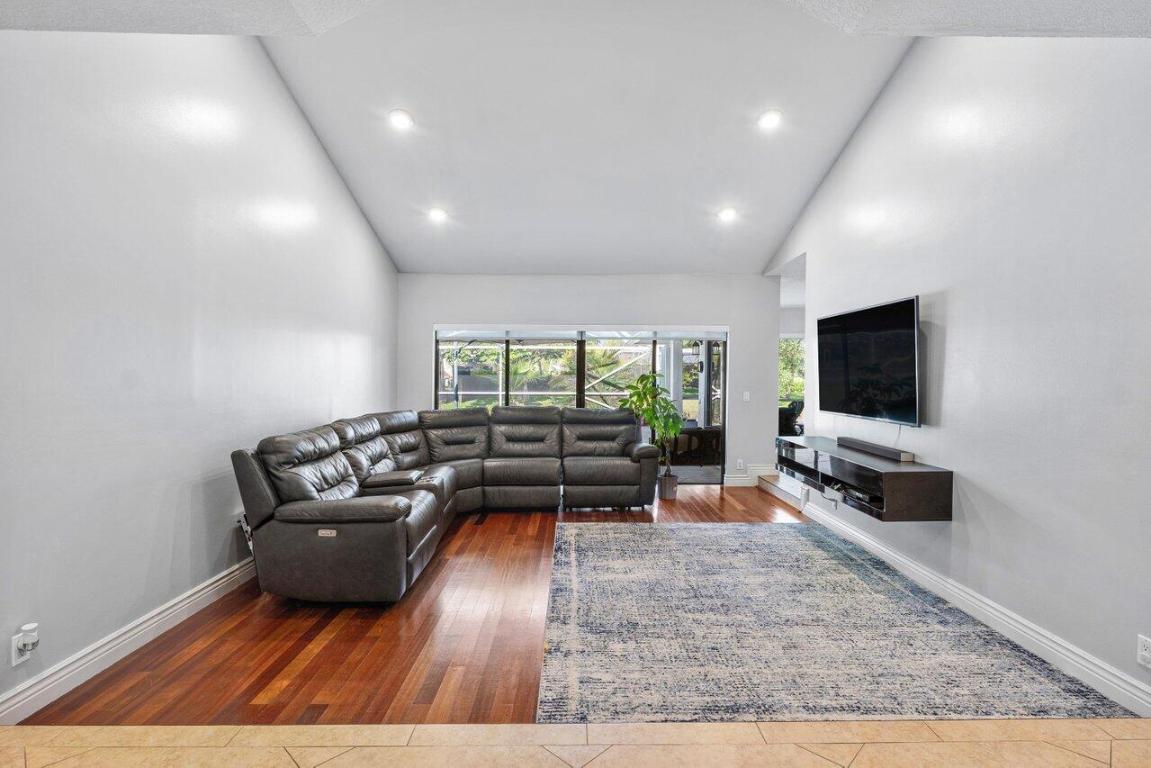 18320 181st Circle S