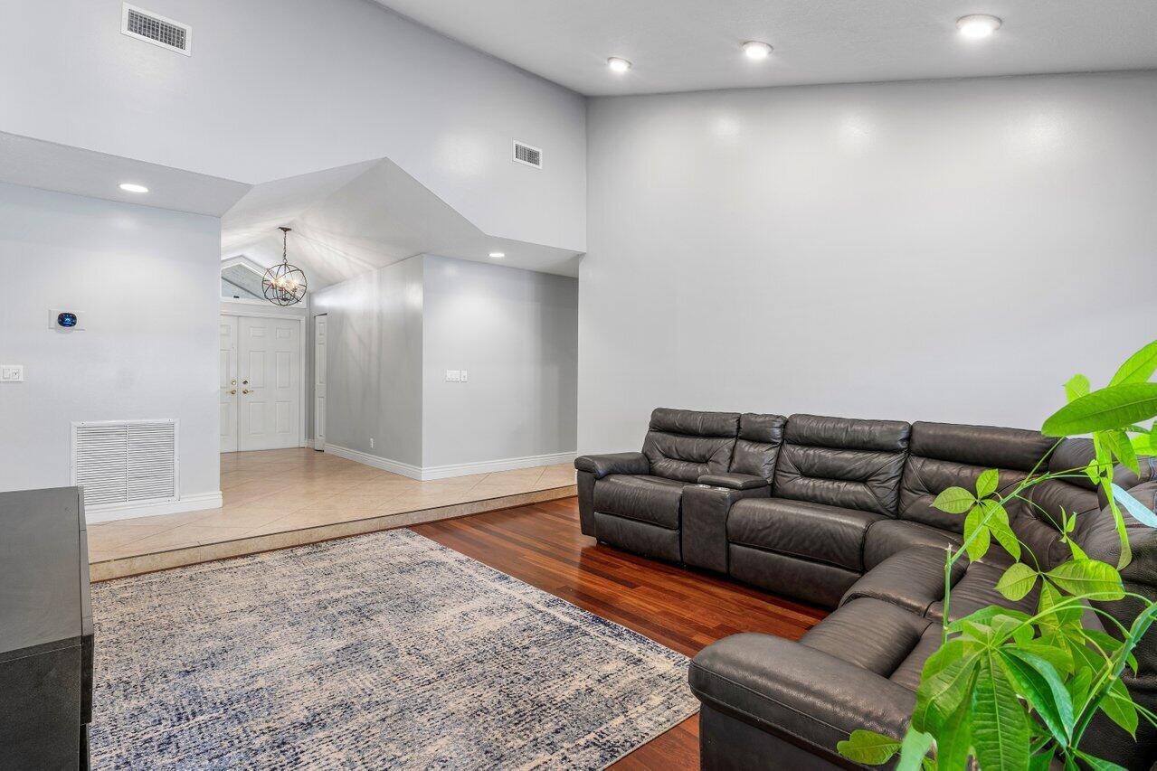 18320 181st Circle S