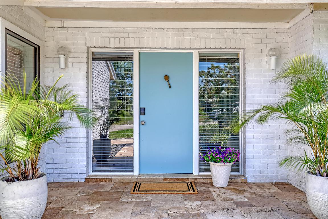 13856 Sand Crane Drive