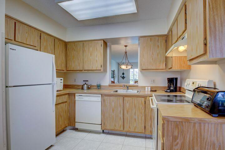 14375 Strathmore Lane 206