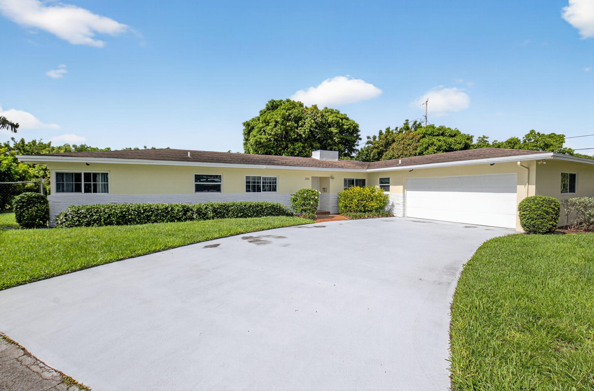 200 NW 2nd Street