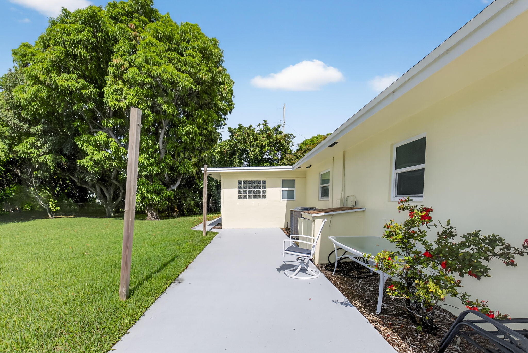200 NW 2nd Street