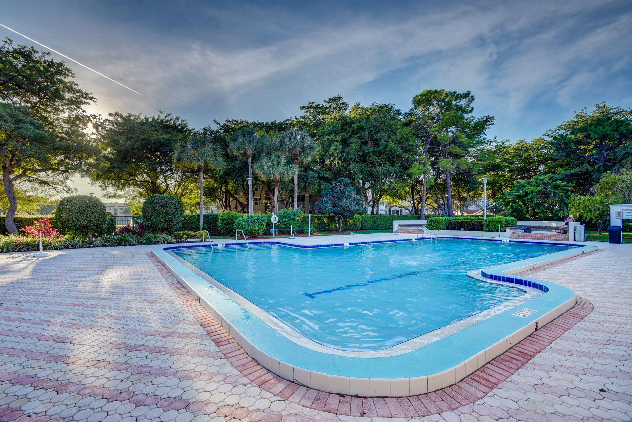 1850 Homewood Boulevard 306