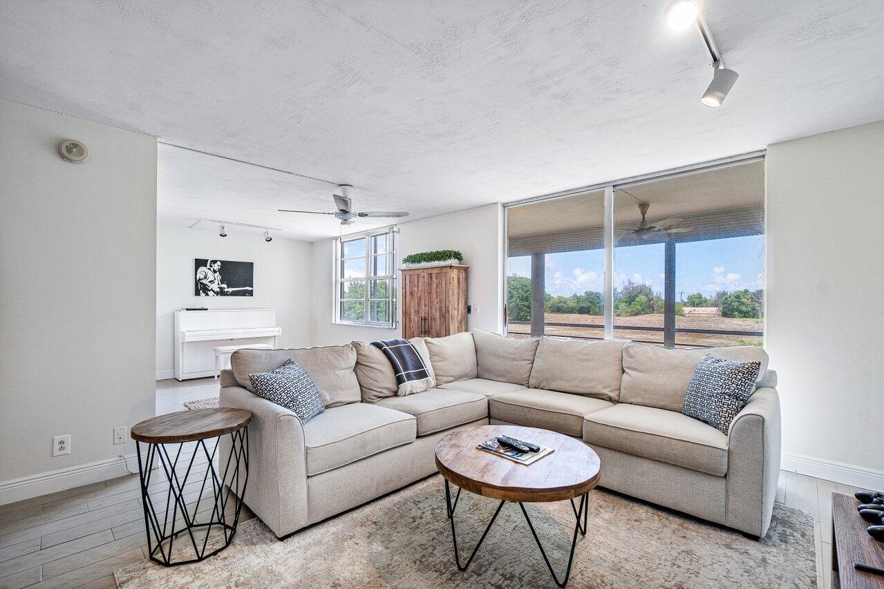 6000 NW 2nd Avenue 338