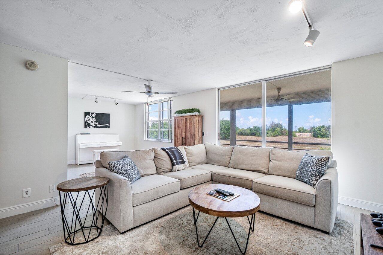 6000 NW 2nd Avenue 338