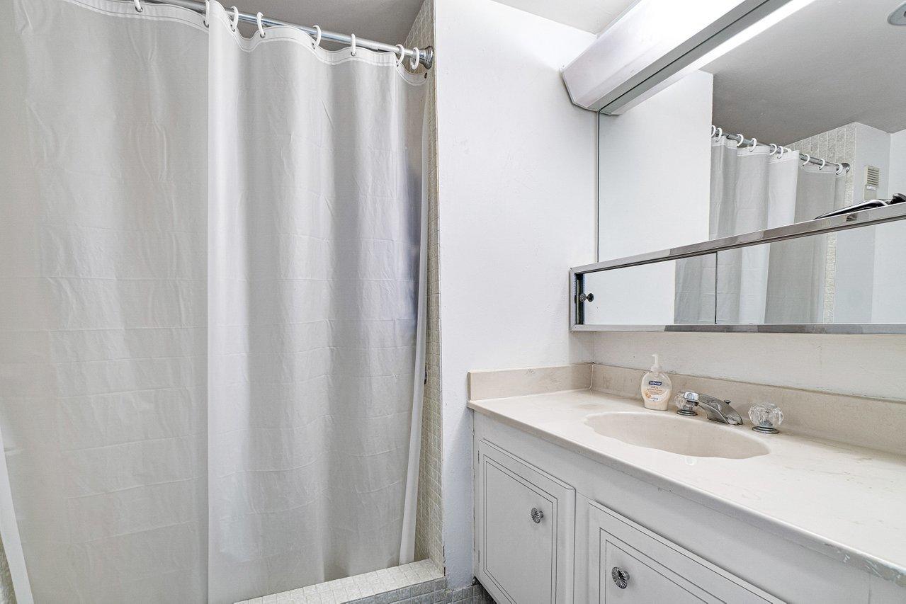 6000 NW 2nd Avenue 338