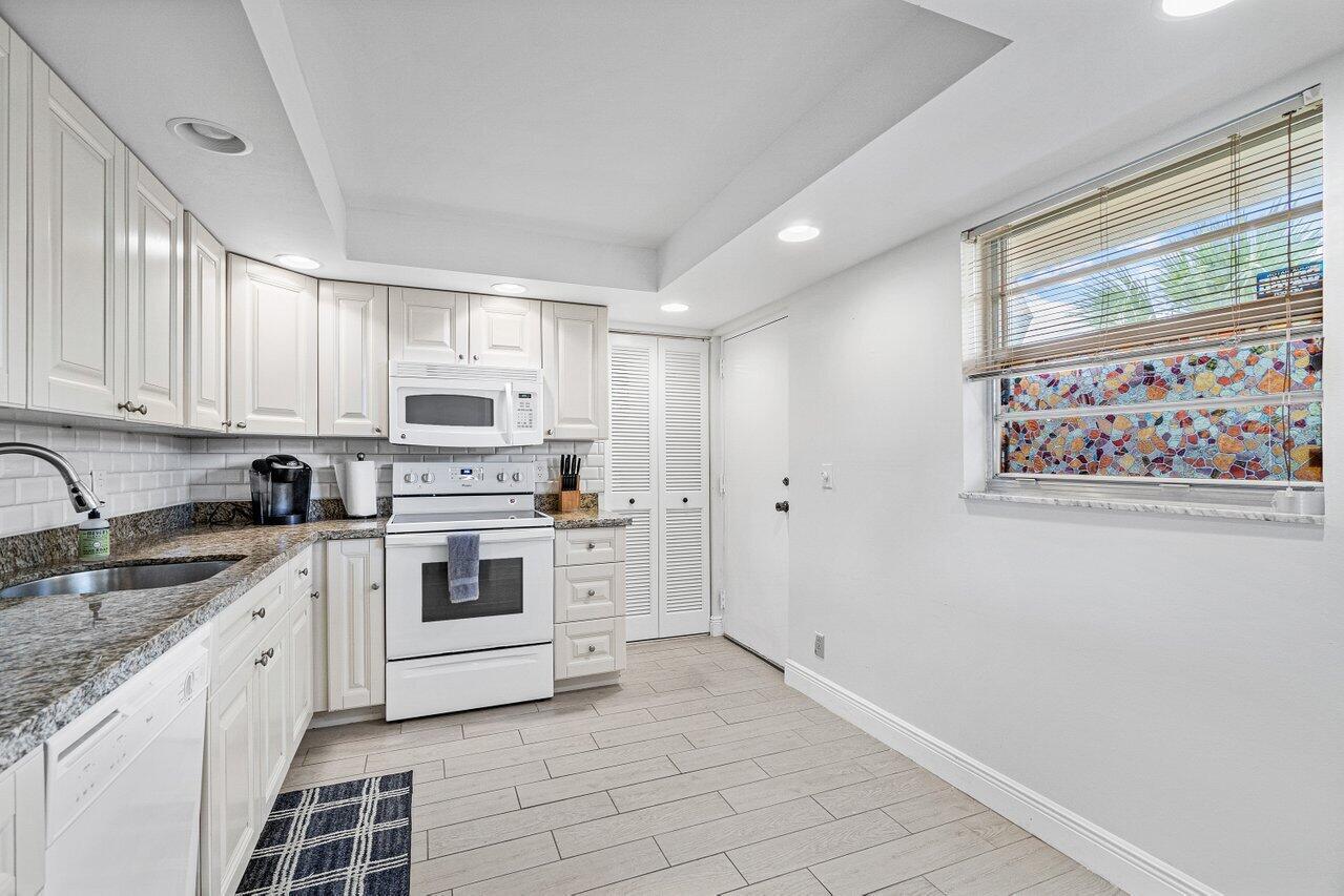 6000 NW 2nd Avenue 338