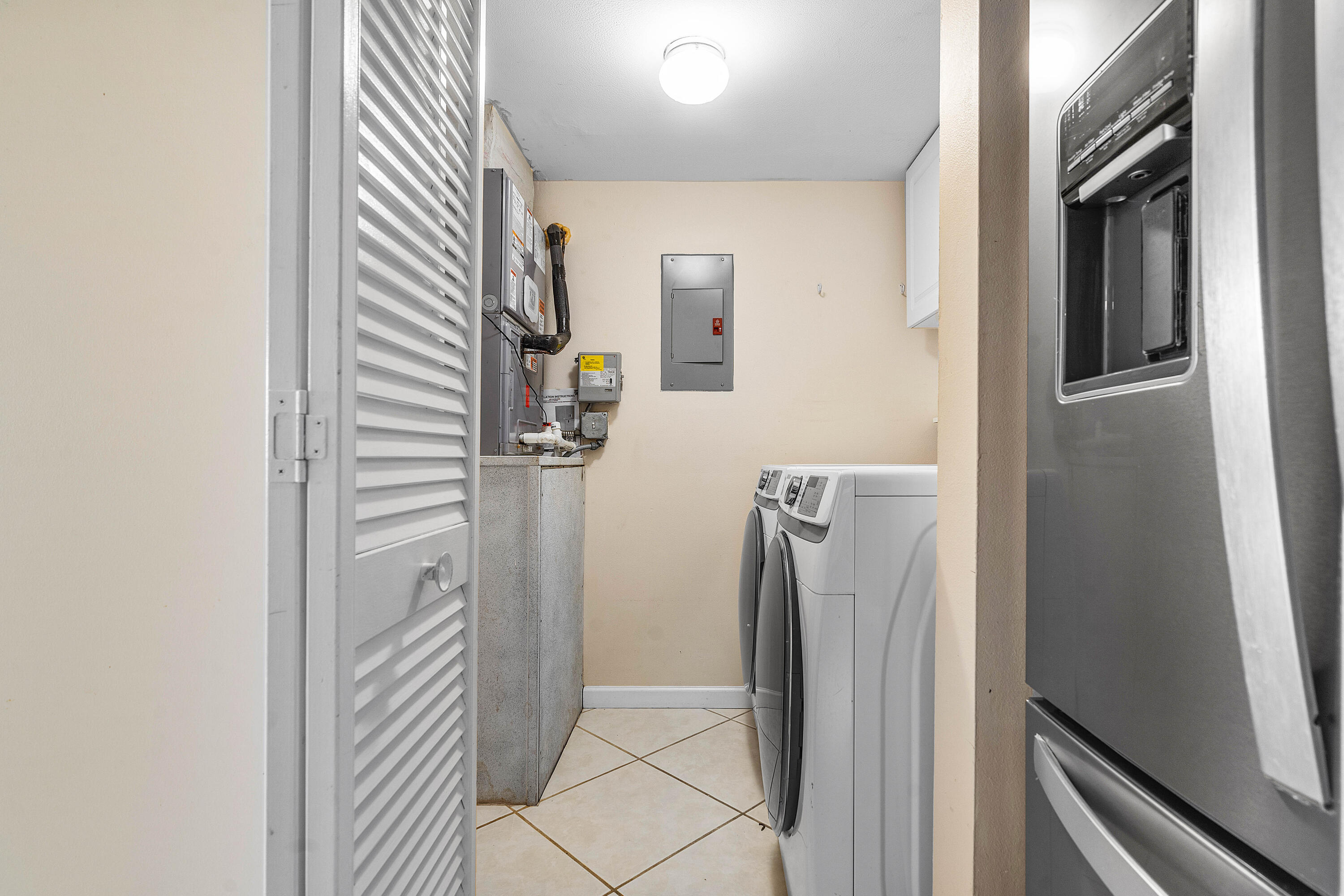 521 Shady Pine Way C2