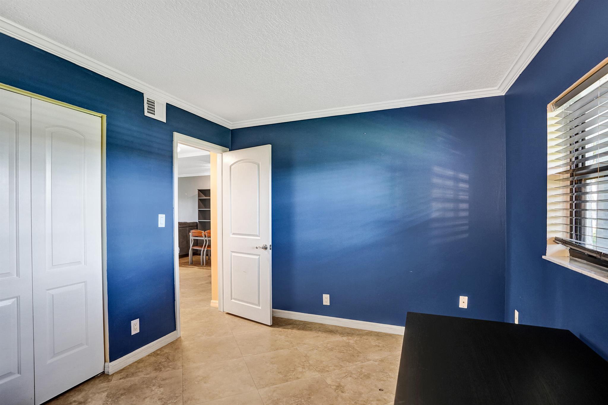 1981 W Woolbright Road E104