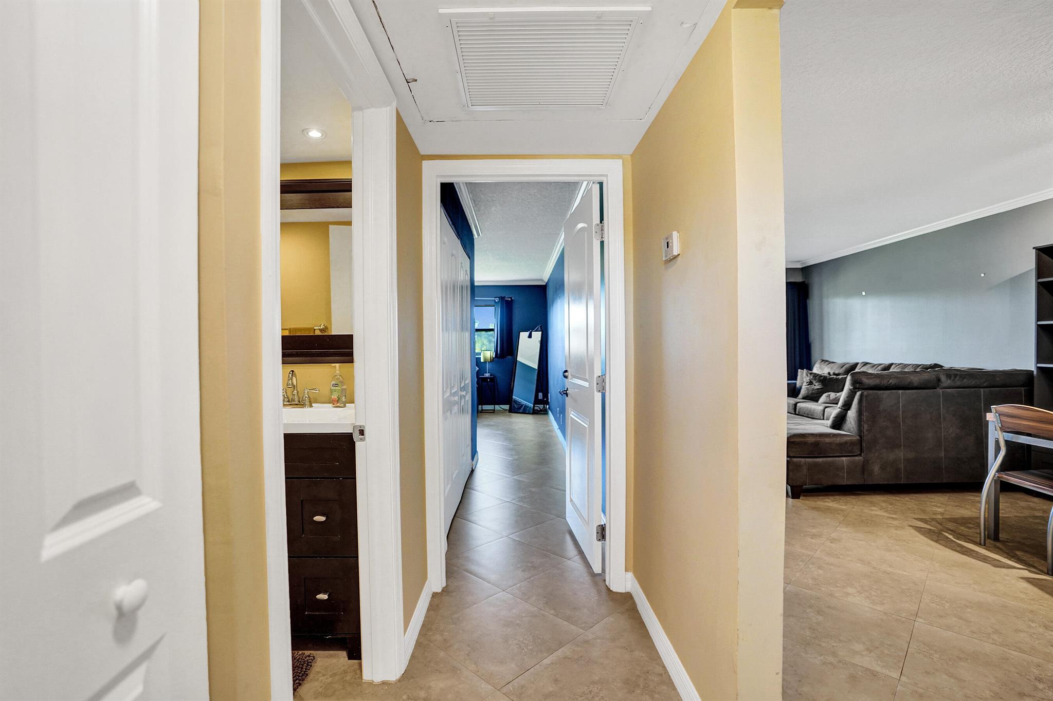 1981 W Woolbright Road E104