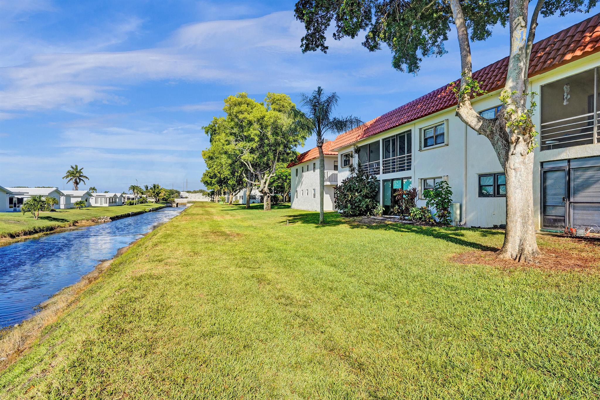 1981 W Woolbright Road E104