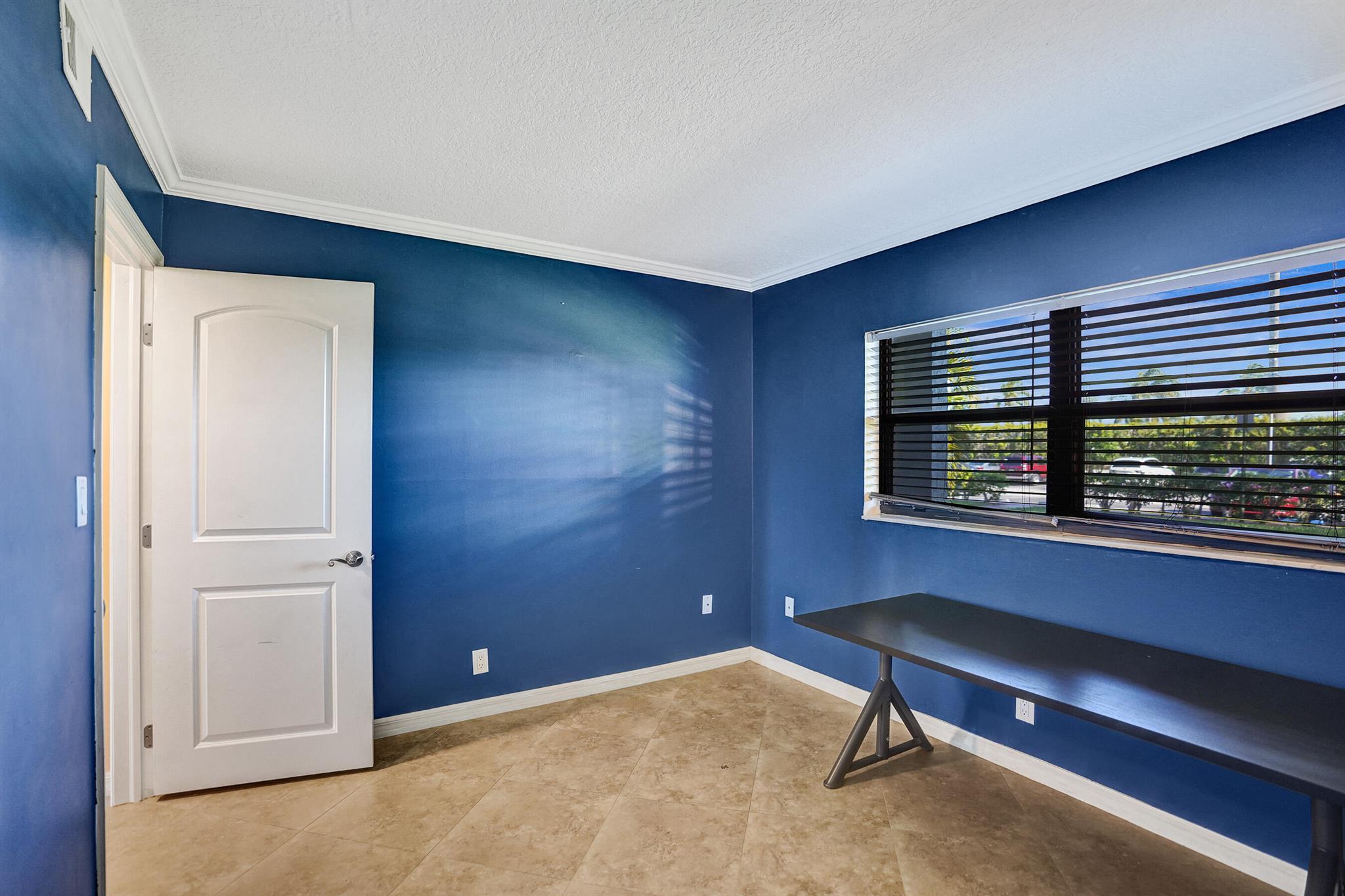 1981 W Woolbright Road E104