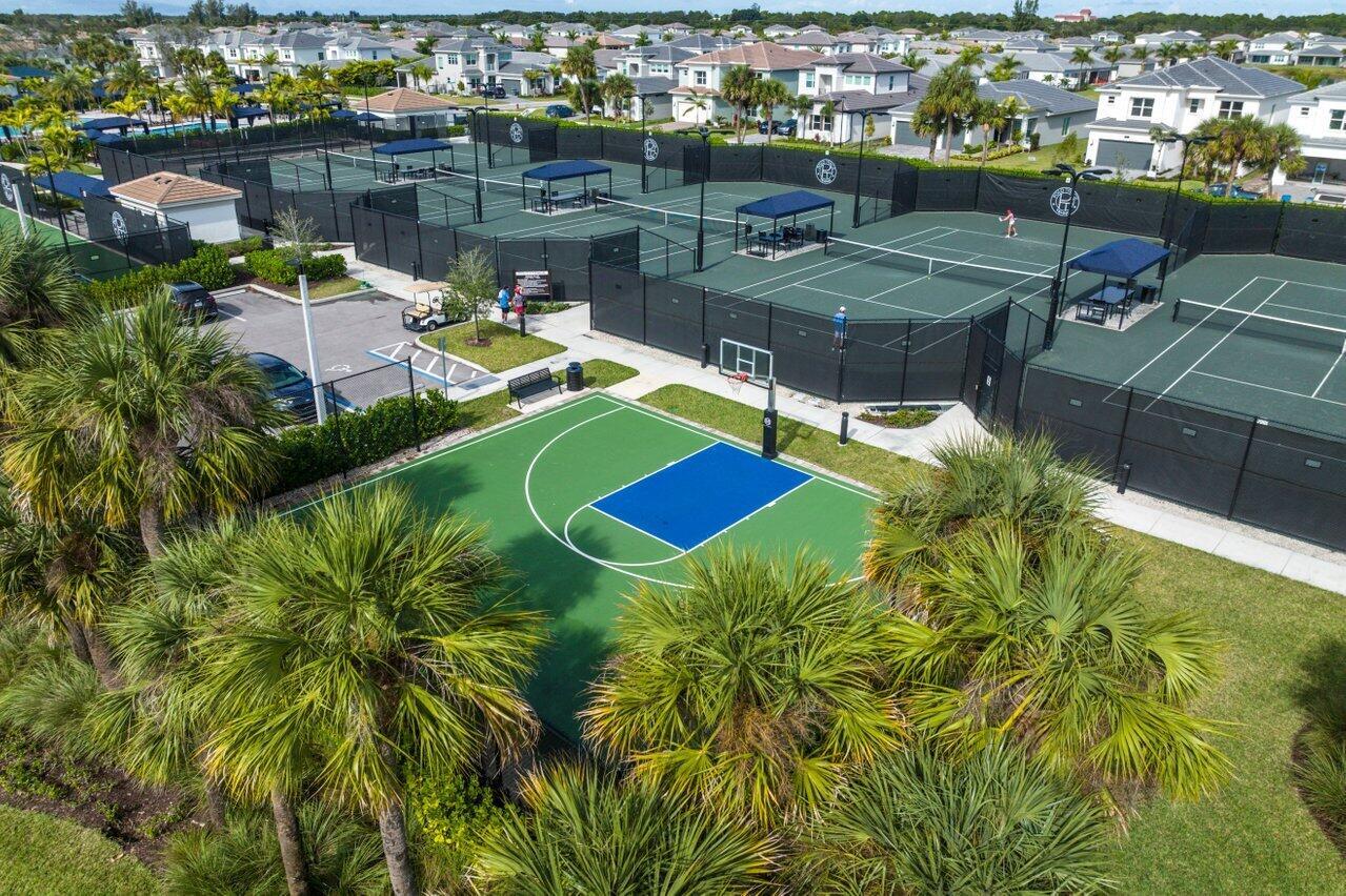 7728 Edinburough Lane