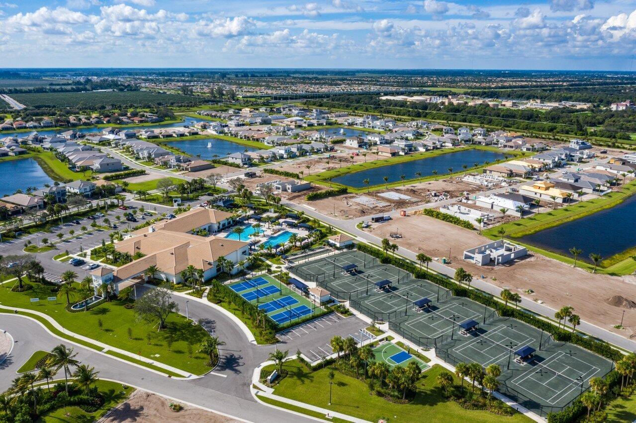 7728 Edinburough Lane