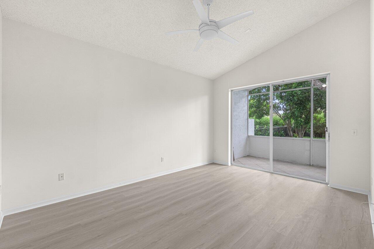 7728 Edinburough Lane