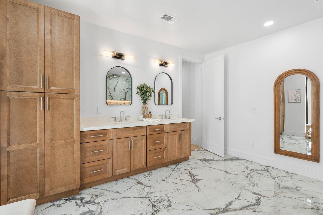 16436 Bridlewood Circle E