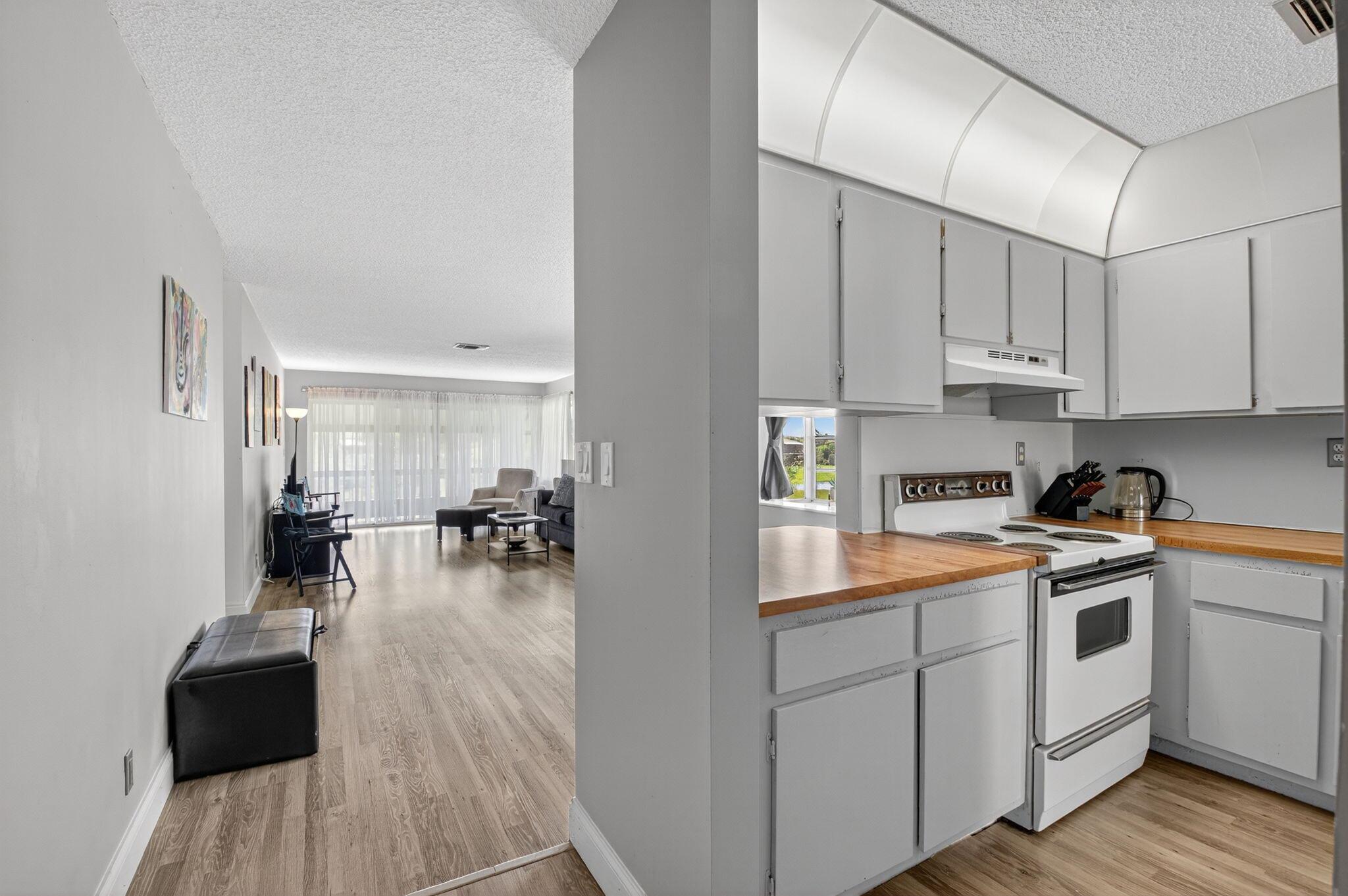 13212 Lucinda Palm Court D