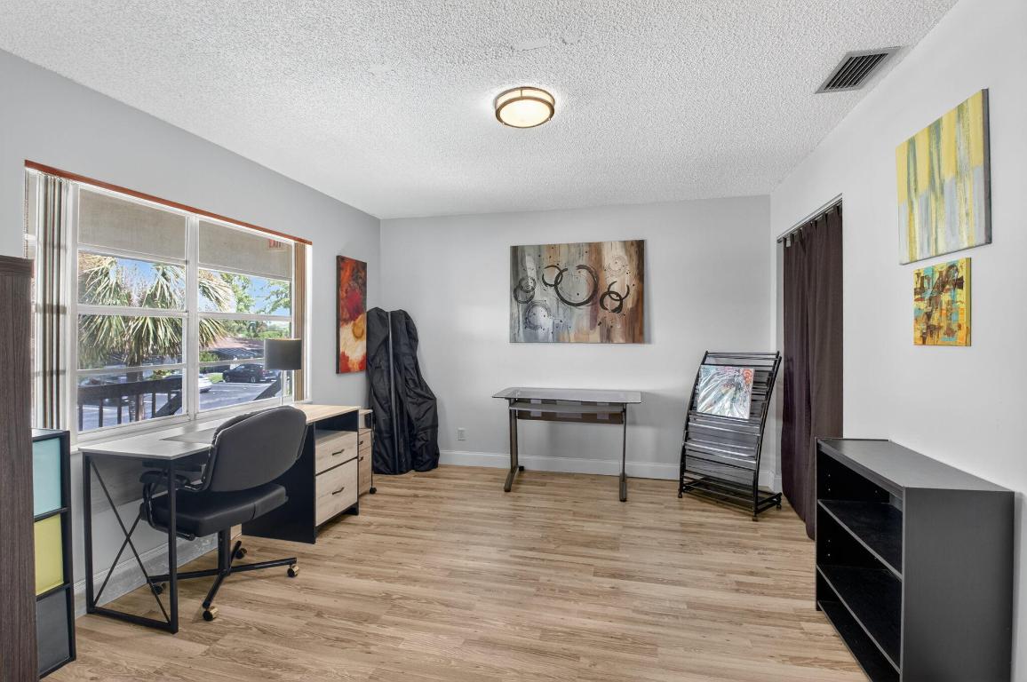 13212 Lucinda Palm Court D