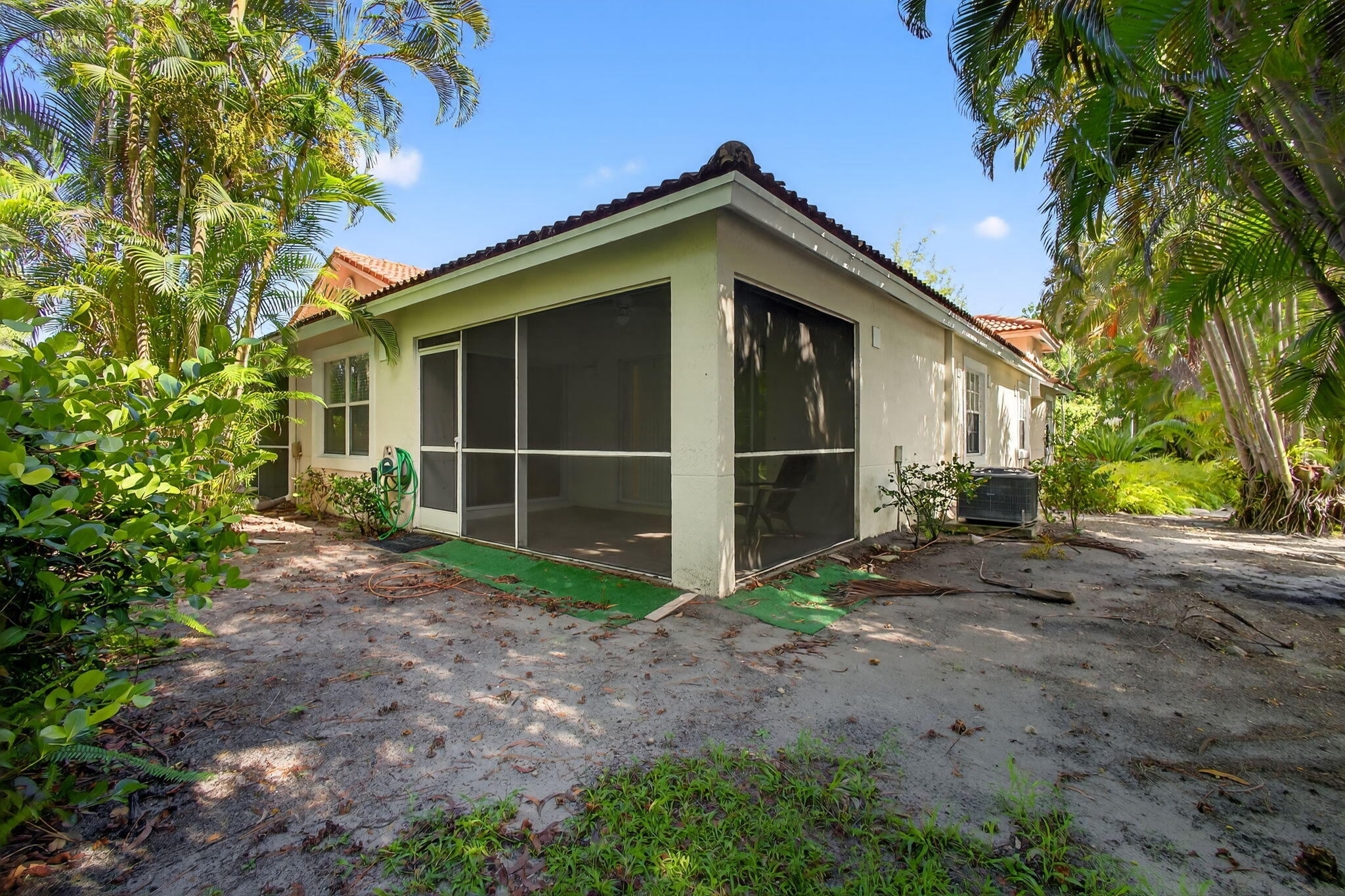 5020 N La Sedona Circle