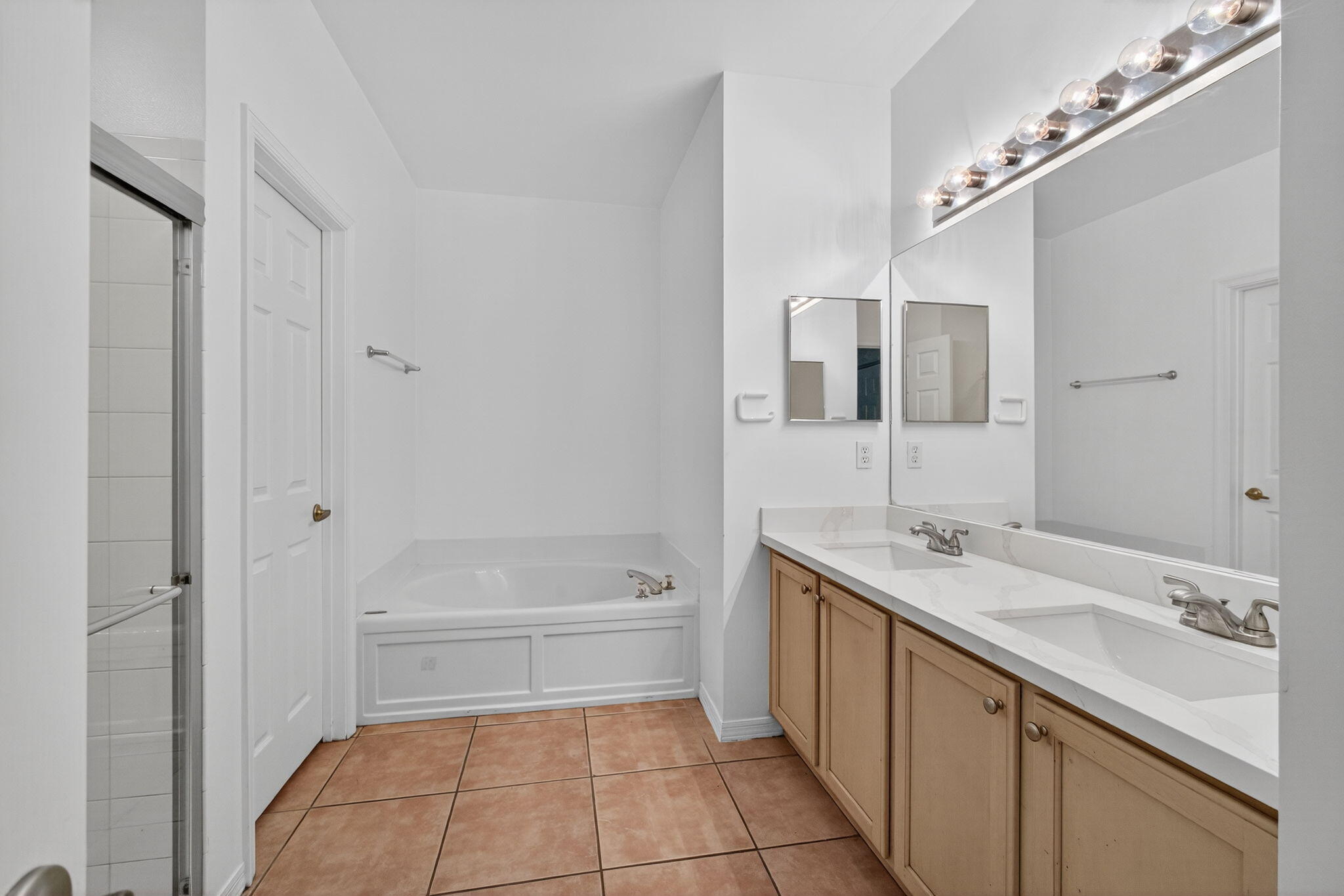 5020 N La Sedona Circle