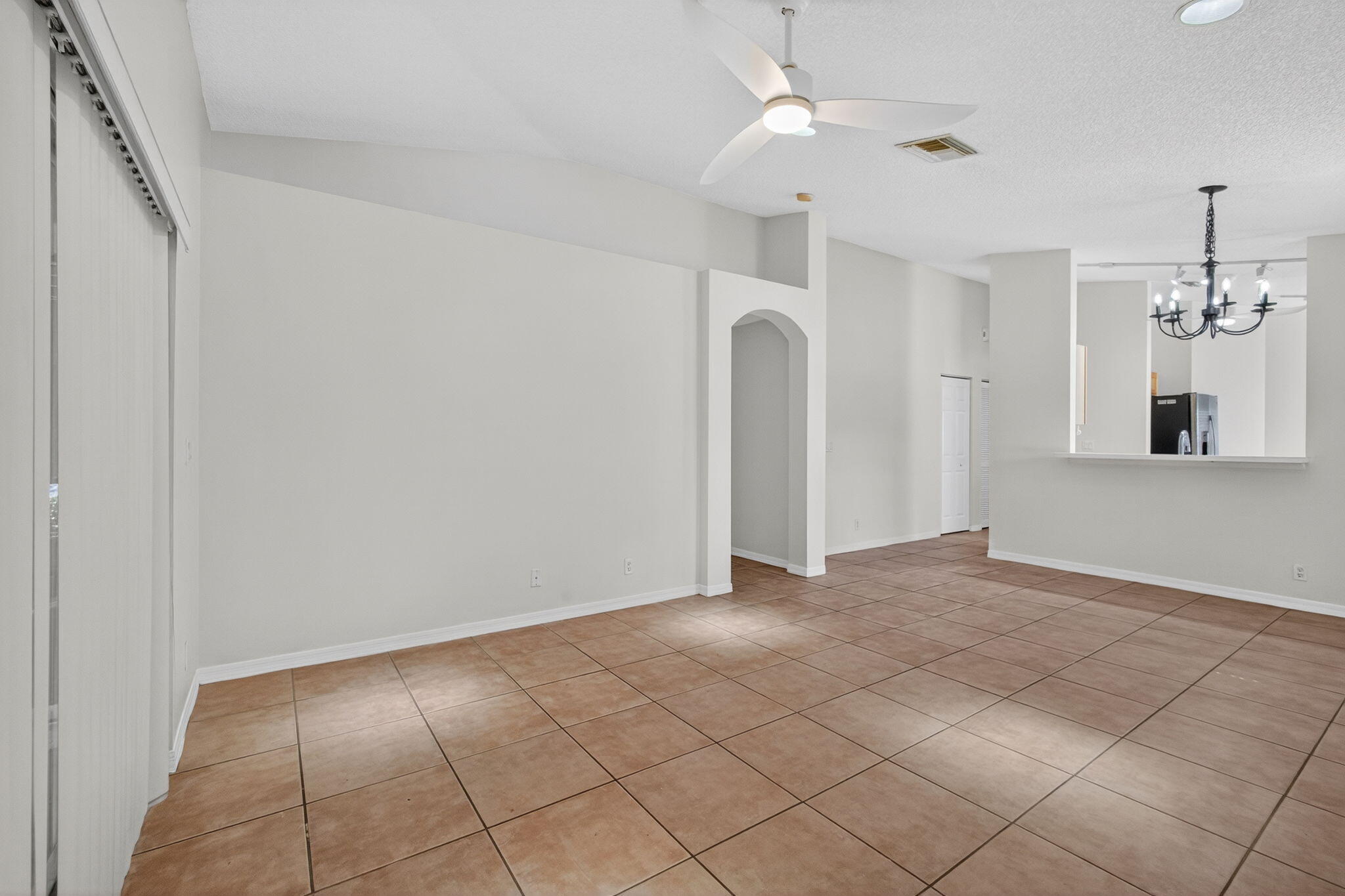 5020 N La Sedona Circle