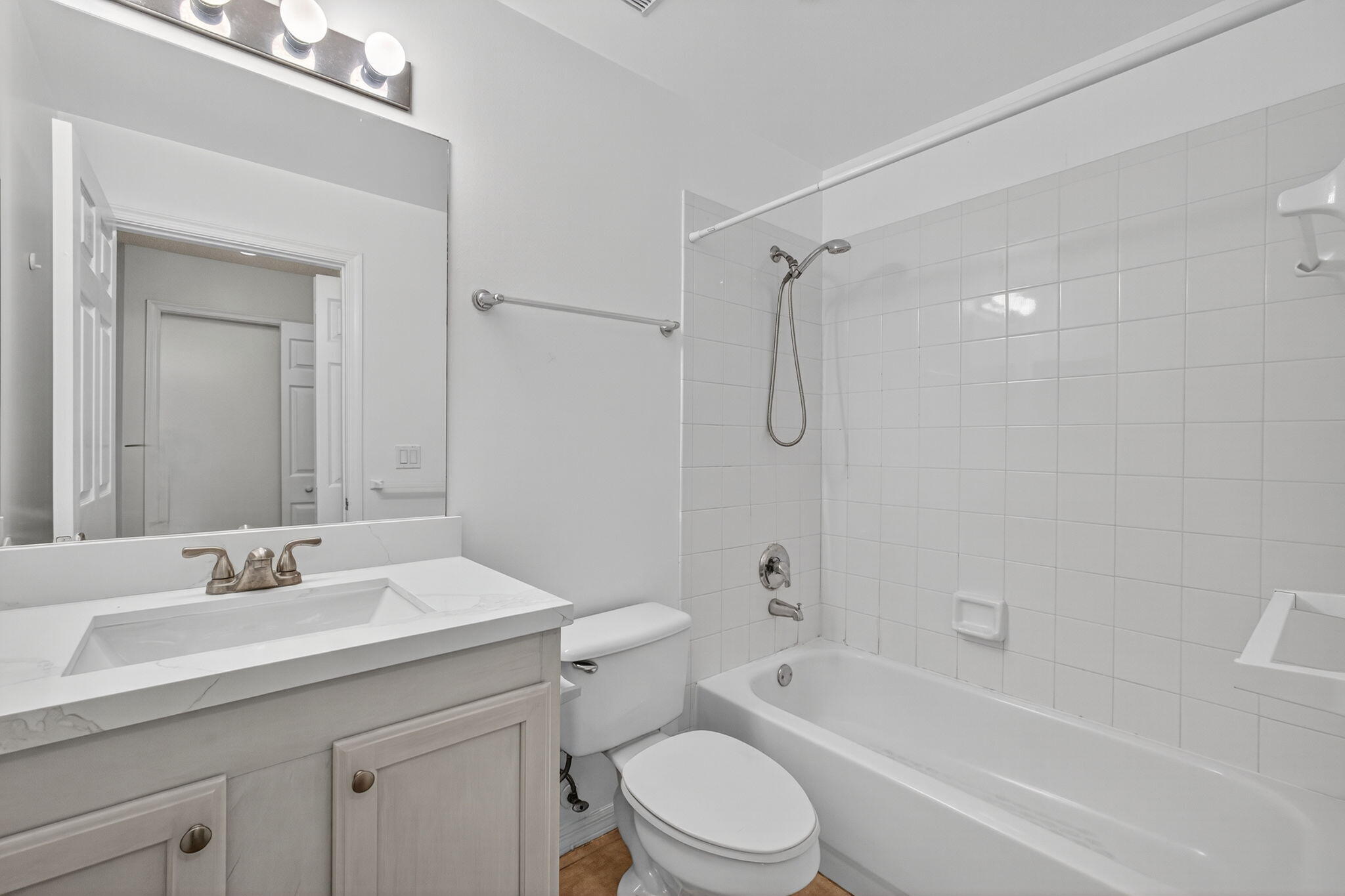 5020 N La Sedona Circle