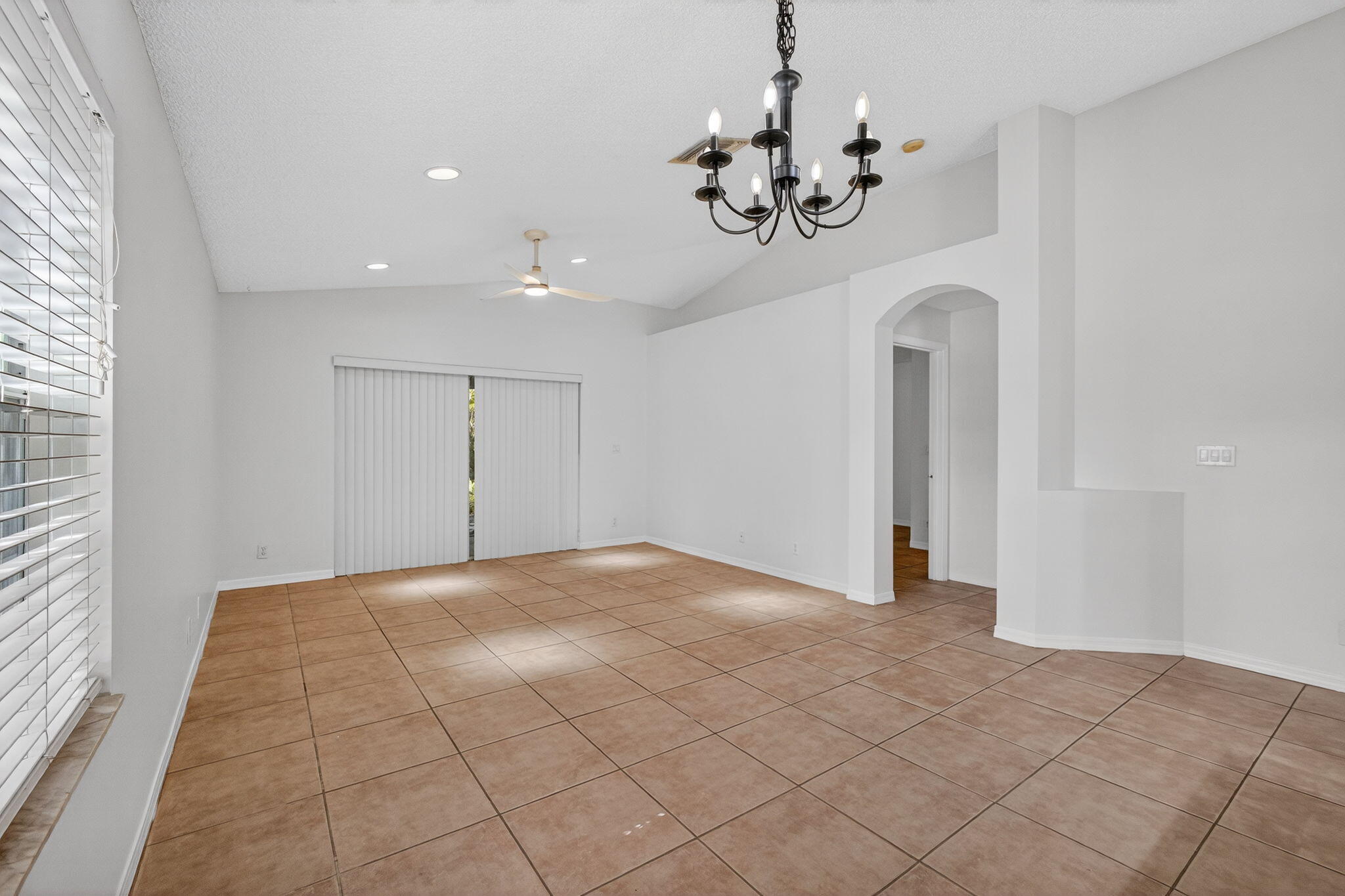 5020 N La Sedona Circle