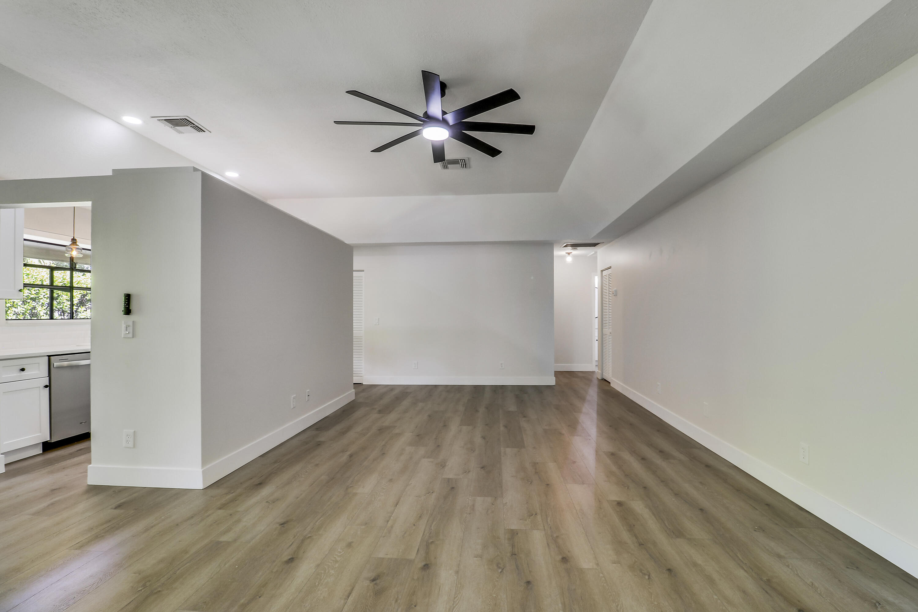 104 Half Moon Circle A