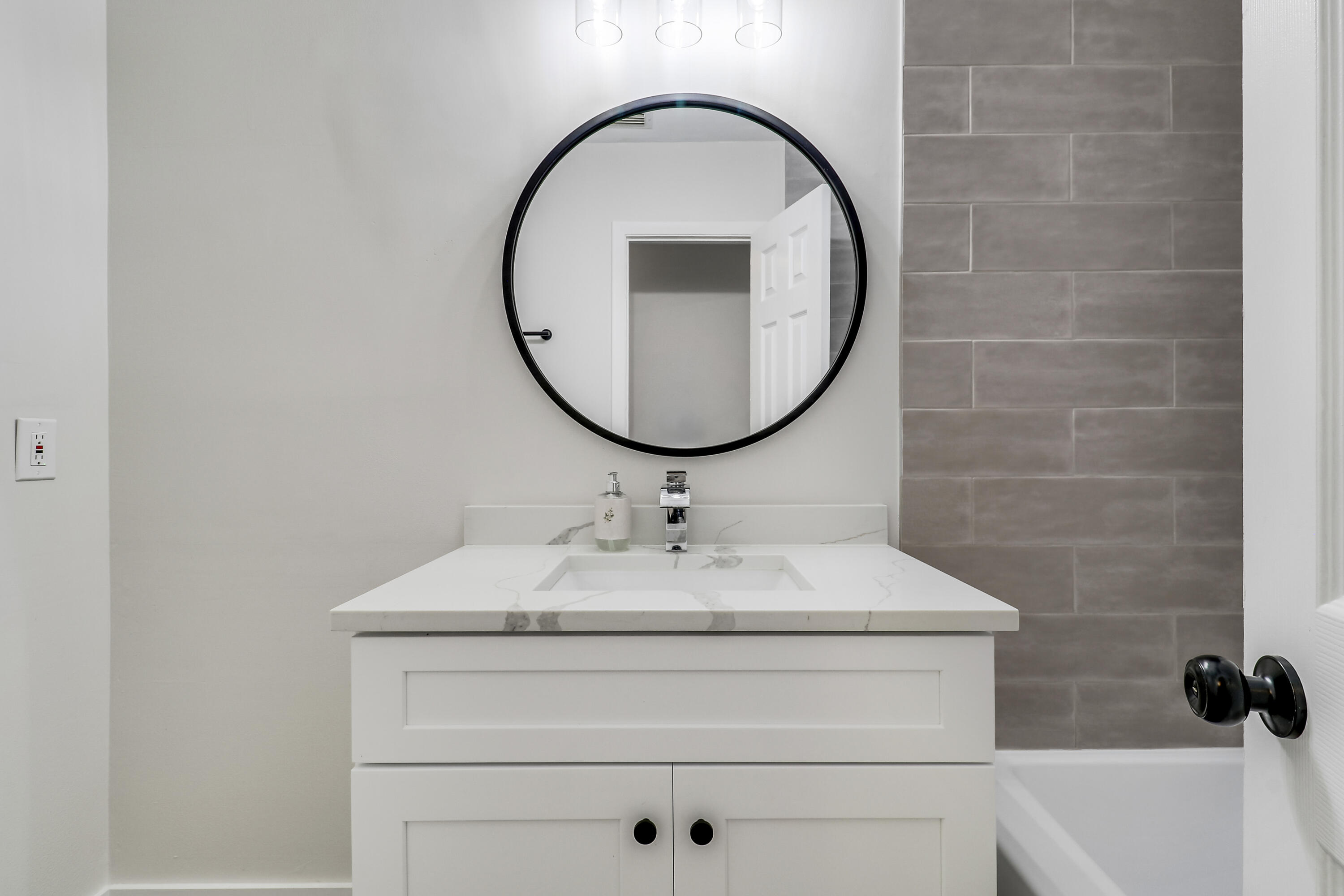 104 Half Moon Circle A