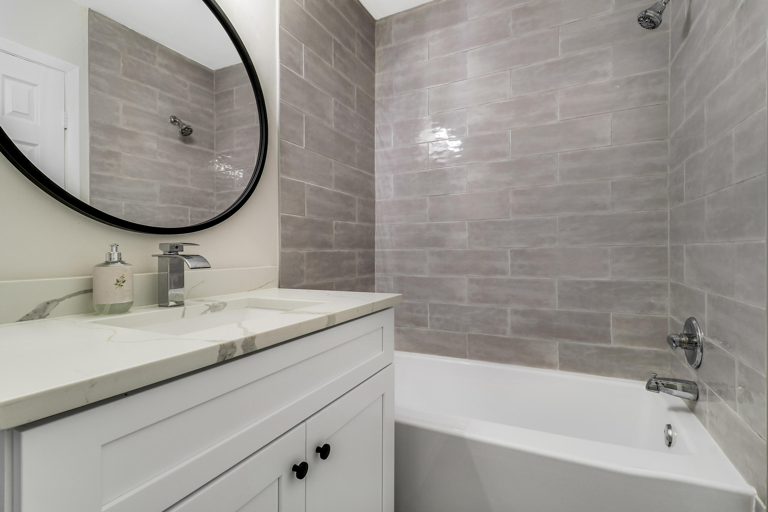 104 Half Moon Circle A