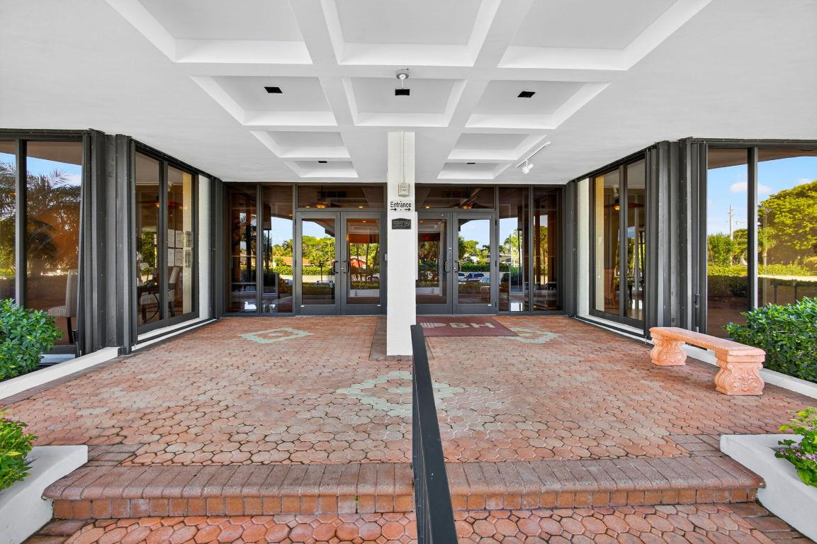 5600 N Flagler Drive 2703