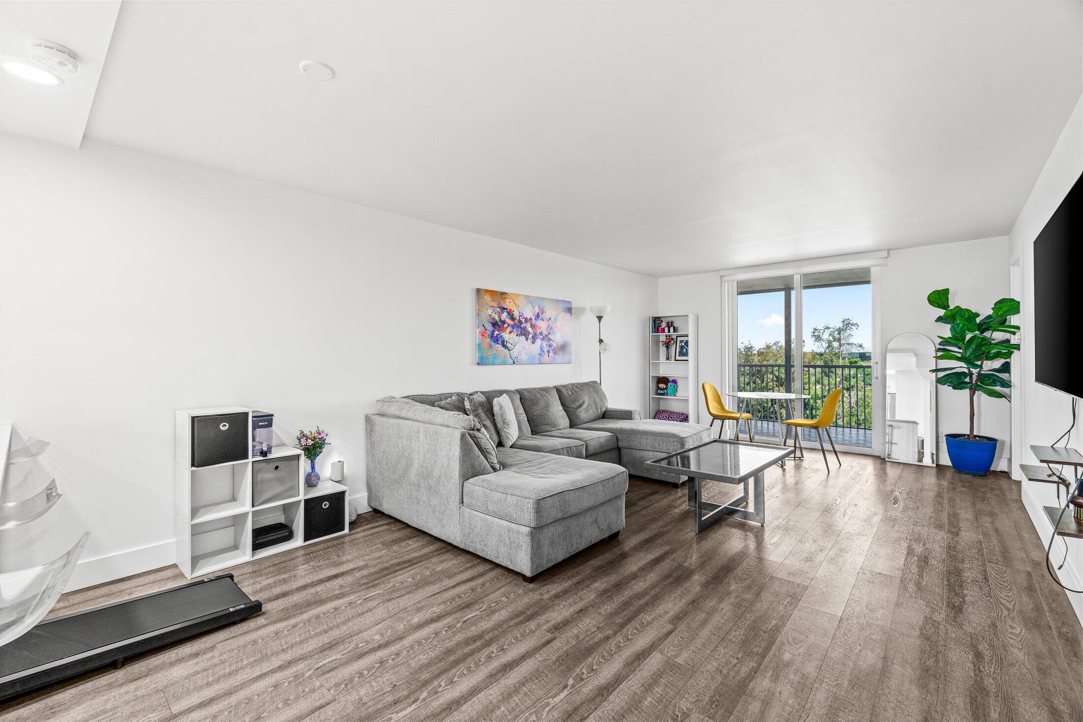 5961 NW 2nd Avenue Ph-E