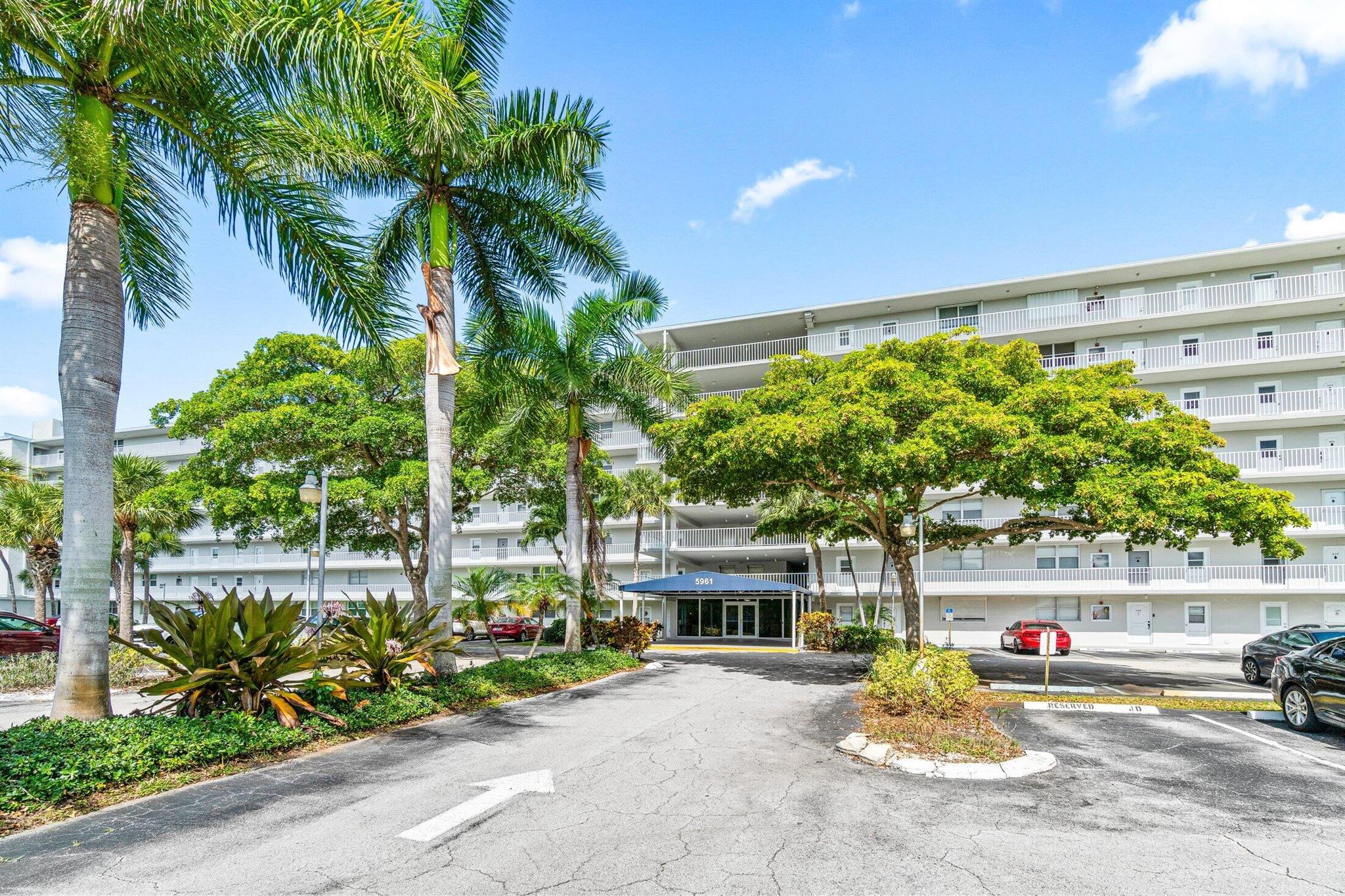 5961 NW 2nd Avenue Ph-E