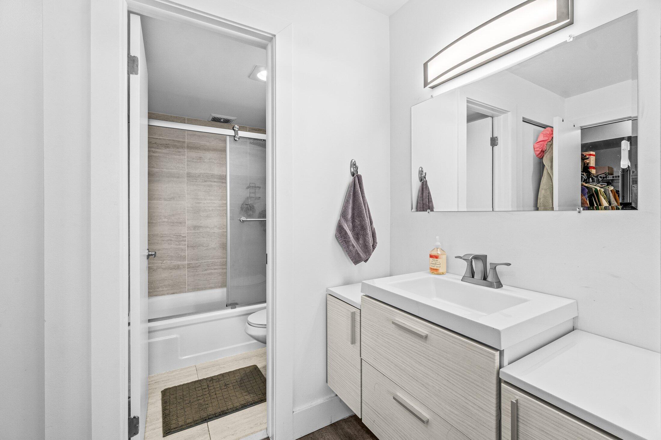 5961 NW 2nd Avenue Ph-E