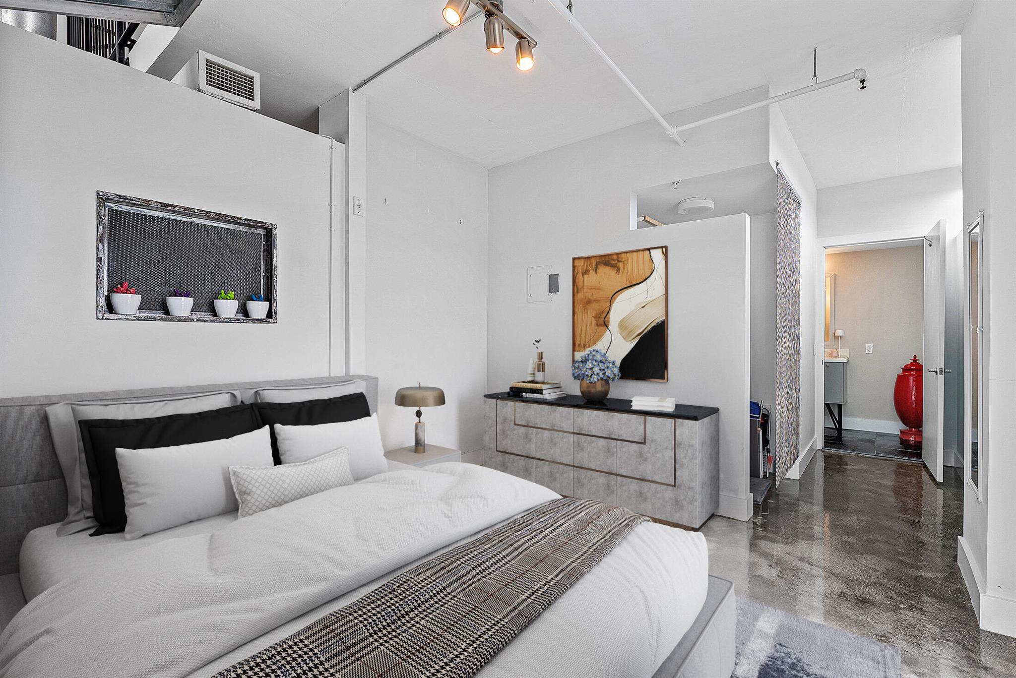 185 NE 4th Avenue 317