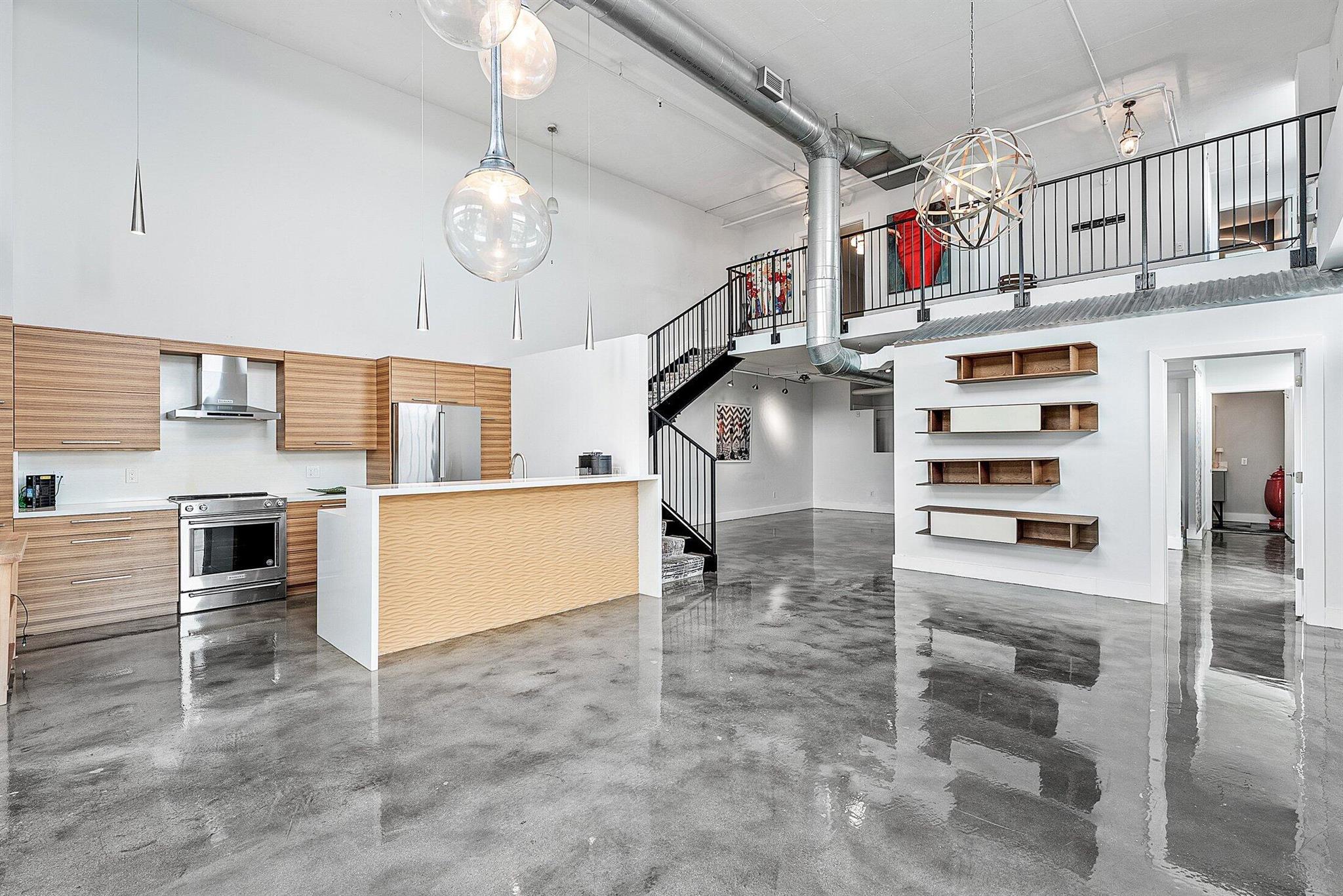 185 NE 4th Avenue 317